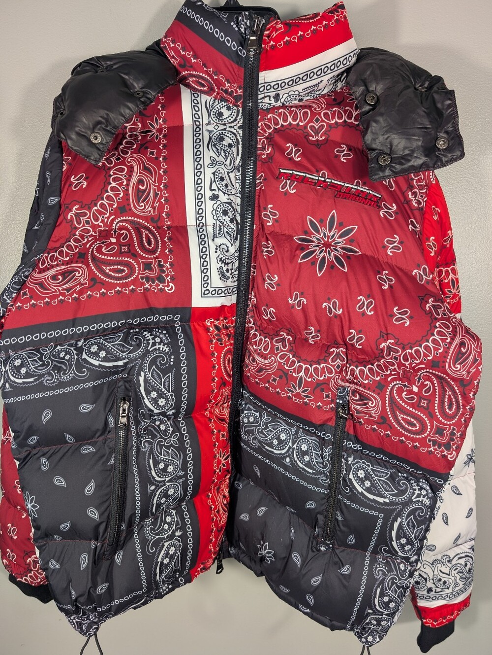 Men's Rockstar Original Kyro Red/Black Bandana Print Puffer Jacket. Sz.L